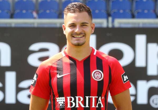 16 07 2018 xxxx Football 3 Liga SV Wehen Wiesbaden Photoalbum 2018 Portrait date 2018 2019 emspor v l Sebastian Mrowca SV Wehen Wiesbaden Wiesbaden
