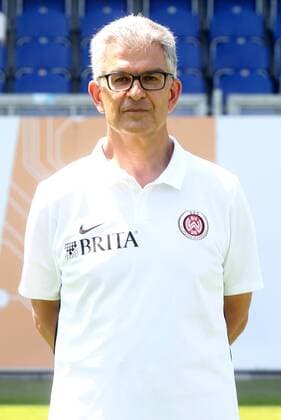 16 07 2018 xxxx Football 3 Liga SV Wehen Wiesbaden Photo Call 2018 Portrait date 2018 2019 emspor v l Team doctor Dr Darius Enayat Wiesbaden
