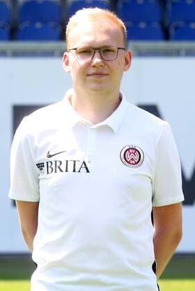 16 07 2018 xxxx Football 3 Liga SV Wehen Wiesbaden Photo Call 2018 Portrait Date 2018 2019 emspor v l Scouting Analysis Philipp Gründler Wiesbaden