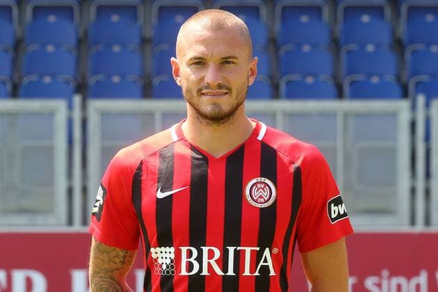 16 07 2018 xxxx Football 3 Liga SV Wehen Wiesbaden Photoalbum 2018 Portrait date 2018 2019 emspor v l Simon Brandstetter SV Wehen Wiesbaden Wiesbaden