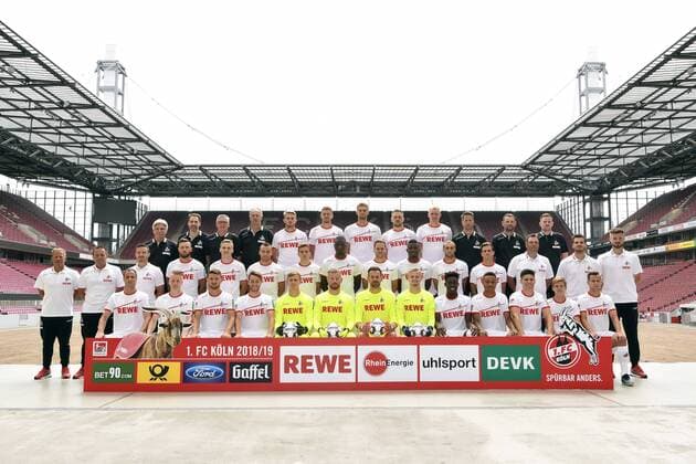 1 FC Köln 2 BL PortraÌttermin 2018 2019 Team Photo 1 Series v left Matthias Lehmann Chris Fuhrich Salih Özcan Matthias Bader Brady Scott Timo Horn Thomas Kessler Jan Christoph Bartels Yann Aurel Bisseck Nikolas Nartey Jorge Mere Vincent Koziello Louis Schaub 2 Series Head Coach Markus Anfang Co Coach Tom Cichon Co Coach Florian Boy Marco Höger Vincent Koziello Cristian Clemens Niklas Captain Sehrou Guirassy Benno Schmitz Jhon Cordoba Marcel Risse Simon Zoller Goalkeeping Coach Andreas Menger Athletic Trainer Max Weuthen Athletic Trainer Dennis Morschel 3 Series v left Team Doctor Dr Peter Schäferhoff Team Doctor Dr Paul Klein Team Member Frank Almstedt Kit Manager Kresimir Ban Jannes Horn Simon Terodde Lasse Sobiech Rafael Czichos Frederik Sörensen Physiotherapist Thorsten Klopp Head Physiotherapy Rehabilitation Klaus Maierstein Team Supervisor Maximilian Vollmar
