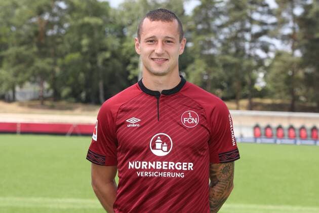 16 07 2018 1 FC Nuremberg Nuernberg FCN Club 1 Football Bundesliga BL Season 2018 2019 Photo appointment Portrait Date Portraittermin DaMa Adam Zrelak 11 1 FC Nürnberg FCN Single Portrait Single Portrait Portrait Headshot
