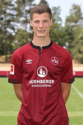 16 07 2018 1 FC Nuremberg Nuernberg FCN Club 1 Football Bundesliga BL Season 2018 2019 Photo appointment Portrait date Portraittermin DaMa Patrick Erras 29 1 FC Nuremberg FCN Single photo Single portrait Portrait Headshot