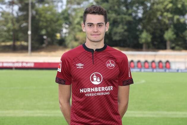 16 07 2018 1 FC Nuremberg Nuernberg FCN Club 1 Football Bundesliga BL Season 2018 2019 Photo appointment Portrait date Portraittermin DaMa Alexander Fuchs 35 1 FC Nürnberg FCN Single photo Single portrait Portrait Headshot