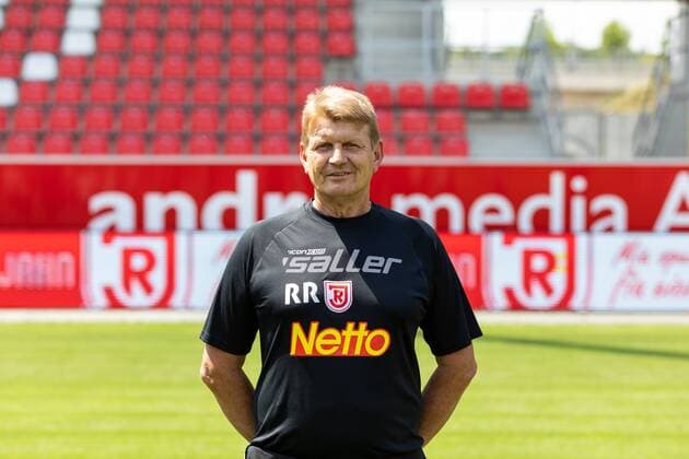 GER Soccer Men 2 BL Season 2018 2019 Portrait Date 17 07 2018 SSV Jahn Regensburg Reinhold Reisinger SSV Jahn Regensburg 2 BL PortraÌttermin 2018 2019