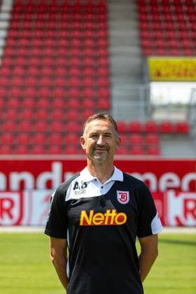 GER Soccer Men 2 BL Season 2018 2019 Portrait date 17 07 2018 SSV Jahn Regensburg Achim Beierlorzer SSV Jahn Regensburg 2 BL PortraÌttermin 2018 2019