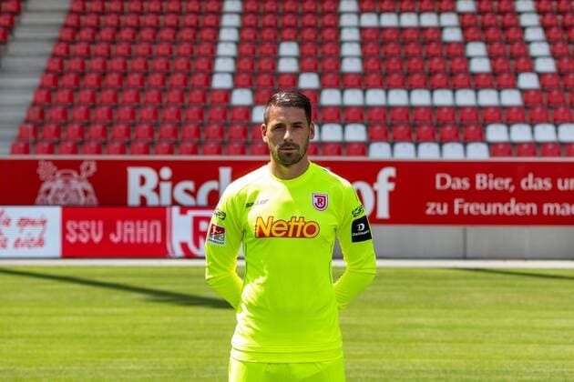 GER Soccer Men 2 BL Season 2018 2019 Portrait date 17 07 2018 SSV Jahn Regensburg Philipp Pentke SSV Jahn Regensburg 2 BL PortraÌttermin 2018 2019