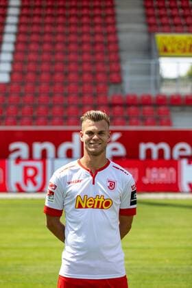 GER Soccer Men 2 BL Season 2018 2019 Portrait Date 17 07 2018 SSV Jahn Regensburg Benedikt Saller SSV Jahn Regensburg 2 BL PortraÌttermin 2018 2019