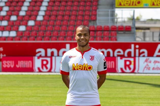 GER Soccer Men 2 BL Season 2018 2019 Portrait Date 17 07 2018 SSV Jahn Regensburg Jann George SSV Jahn Regensburg 2 BL PortraÌttermin 2018 2019