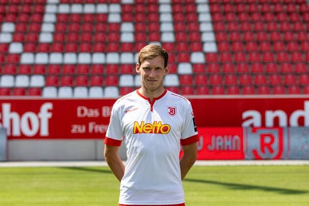 GER Soccer Men 2 BL Season 2018 2019 Portrait Date 17 07 2018 SSV Jahn Regensburg Sven Kopp SSV Jahn Regensburg 2 BL PortraÌttermin 2018 2019