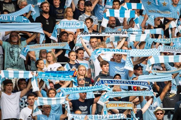 180717 Fans of Malmö FF before the UEFA Champions League qualifying match between Malmö FF and Drita on July 17, 2018 in Malmö Photo Ludvig Thunman BILDBYRAN code LT 35506  Copyright: LUDVIGxTHUNMAN BB180717LT003