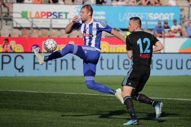 João Klauss de Mello 7, HJK Helsinki, FIN and Adrian Cascaval 12, Víkingur, FRO during their UEFA Champions League 1QR match HJK Helsinki - Víkingur in Telia 5G Arena 17. July 2018 in Helsinki, Finland.  Copyright: xMattixMatikainenx NP24_00303380