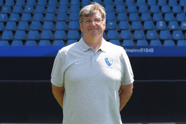 Physiotherapist Jürgen Dolls VfL Bochum 2 BL Portrait Date 2018 2019 Team2