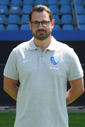 Team doctor Dr Andre Schilling VfL Bochum 2 BL Portrait date 2018 2019 Team2