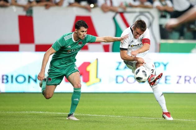 WARSZAWA 17.07.2018 REWANZOWY MECZ I RUNDA ELIMINACYJNA LIGA MISTRZOW SEZON 2018 19 --- UEFA CHAMPIONS LEAGUE SECOND LEG FIRST QUALIFYING ROUND MATCH IN WARSAW: LEGIA WARSZAWA - CORK CITY FC SHANE GRIFFIN MIROSLAV RADOVIC FOT. PIOTR KUCZA FOTOPYK NEWSPIX.PL --- Newspix.pl  180717PYK0012