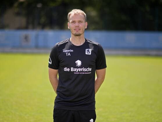 Physiotherapist Tobias Adams TSV 1860 Munich 3 League Portrait Date 2018 2019