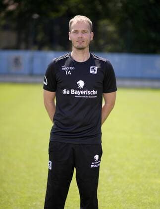 Physiotherapist Tobias Adams TSV 1860 Munich 3 League Portrait Date 2018 2019