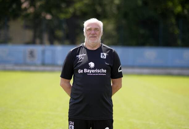 Kit Manager Norbert Stegmann TSV 1860 Munich 3 League Portrait Date 2018 2019