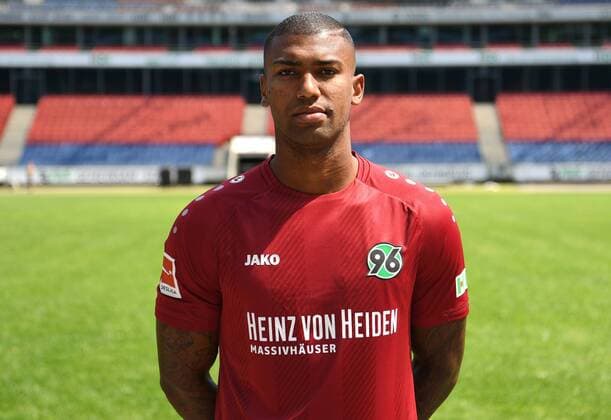 official photo opportunity Portrait Hannover 96 96 Walace Hannover 96 1 BL Portrait date 2018 2019 nordphotoxJaspersen nph00001