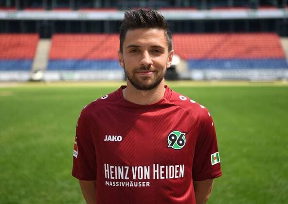 official photo opportunity Portrait Hannover 96 96 Julian Korb Hannover 96 1 BL Portrait date 2018 2019 nordphotoxJaspersen nph00001