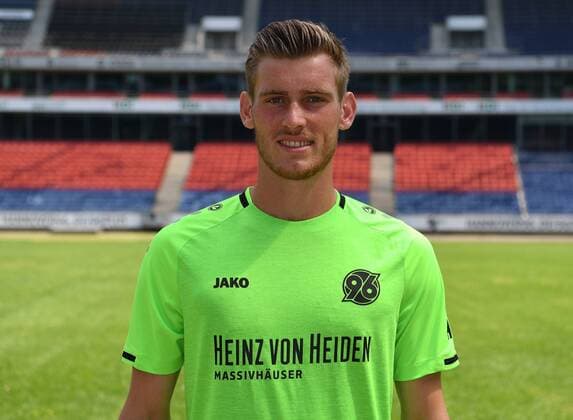 official photo opportunity Portrait Hannover 96 Leo Weinkauf Hannover 96 1 BL Portrait date 2018 2019 nordphotoxJaspersen nph00001