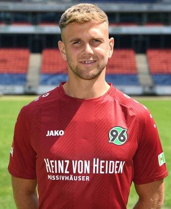 official photo opportunity Portrait Date Hannover 96 Niclas Füllkrug Hannover 96 1 BL Portrait Date 2018 2019 nordphotoxJaspersen nph00001