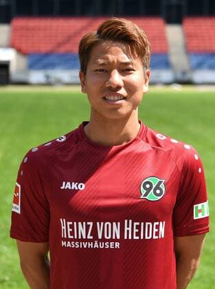official photo opportunity Portrait Date Hannover 96 Takuma Asano Hannover 96 1 BL Portrait Date 2018 2019 nordphotoxJaspersen nph00001