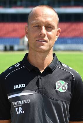 official photo session Portrait date Hannover 96 Timo Rosenberg Rehabilitation and Athletic Trainer Hannover 96 1 BL Portrait date 2018 2019 nordphotoxJaspersen nph00001