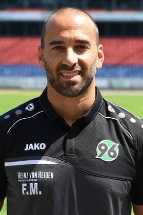 official photo session Portrait Hannover 96 Fabio Morena Team Manager Hannover 96 1 BL Portrait Date 2018 2019 nordphotoxJaspersen nph00001