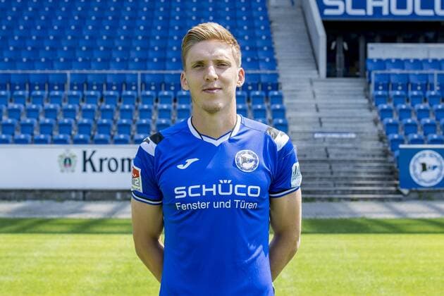 Joan Simun Edmundsson DSC Arminia Bielefeld 2 BL Portrait date 2018 2019 Copyright: xKirchner Inderliedx