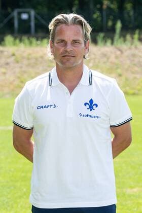 19 07 2018 xfux Soccer 2 Bundesliga SV Darmstadt 98 Photo Calling Season 2018 2019 PortraÌttermin 2018 2019 emspor emonline deloka v l Co Coach Sascha Franz SV Darmstadt 98 Darmstadt