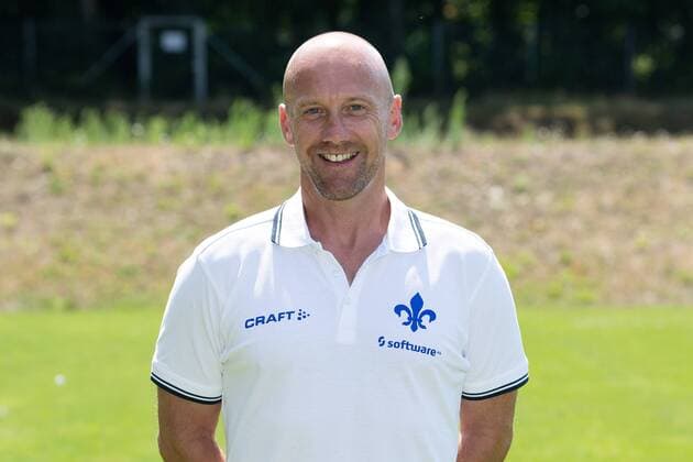 19 07 2018 xfux Soccer 2 Bundesliga SV Darmstadt 98 Photo Calling Season 2018 2019 PortraÌttermin 2018 2019 emspor emonline deloka v l Co Manager Frank Steinmetz SV Darmstadt 98 Darmstadt