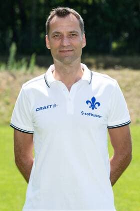 19 07 2018 xfux Football 2 Bundesliga SV Darmstadt 98 Photoalbum Season 2018 2019 PortraÌttermin 2018 2019 emspor emonline deloka v l Athletic trainer and video analyst Kai Peter Schmitz SV Darmstadt 98 Darmstadt