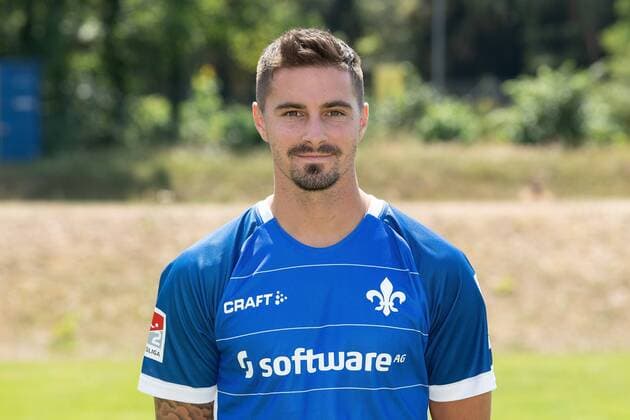 19 07 2018 xfux Football 2 Bundesliga SV Darmstadt 98 Photo contest Season 2018 2019 PortraÌttermin 2018 2019 emspor emonline deloka v l Jamie Maclaren SV Darmstadt 98 Darmstadt