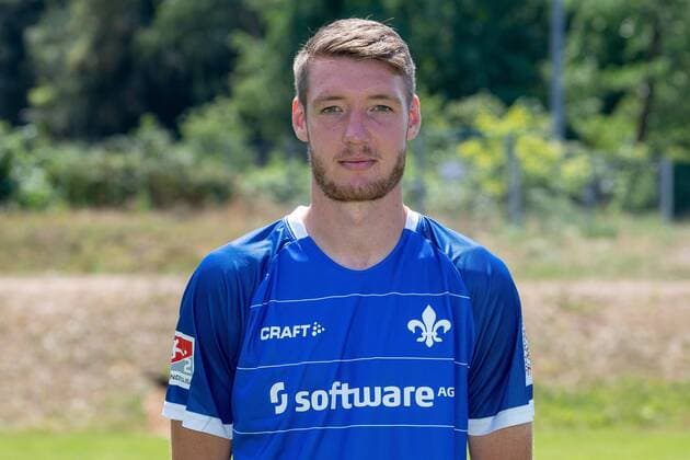 19 07 2018 xfux Football 2 Bundesliga SV Darmstadt 98 Photo contest Season 2018 2019 Portrait deadline 2018 2019 emspor emonline deloka v l Patrick Banggaard SV Darmstadt 98 Darmstadt
