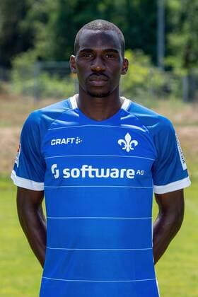 19 07 2018 xfux Football 2 Bundesliga SV Darmstadt 98 Photo contest Season 2018 2019 PortraÌttermin 2018 2019 emspor emonline deloka v l Wilson Kamavuaka SV Darmstadt 98 Darmstadt