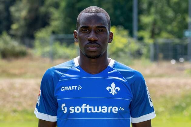 19 07 2018 xfux Football 2 Bundesliga SV Darmstadt 98 Photo contest Season 2018 2019 PortraÌttermin 2018 2019 emspor emonline deloka v l Wilson Kamavuaka SV Darmstadt 98 Darmstadt