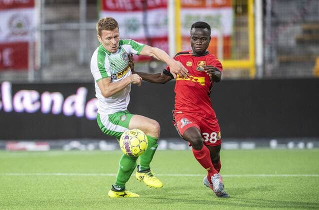 Stephen Garrett (10), Cliftonville FC and Clinton Antwi (38) FC Nordsjaelland, during the UEFA Europa League first qualifying round, 2nd leg match in Farum, Denmark. Thursday July 19. 2018.. , Farum Denmark  Copyright: AndersxKjaerbyex-xRitzau Scanpix AndersxKjaerbyex cop102 spdk20180719-214841-L