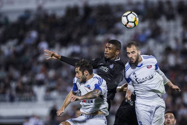 Sport Bilder des Tages 19th July 2018, Partizan Stadium, Belgrade, Serbia; UEFA Europa League football, first qualifying round, 2nd leg, Partizan versus Rudar Pljevlja; Filip Mitrovic of Rudar Pljevlja challenges Ricardo of Partizan  ActionPlus12048893 NikolaxKrstic