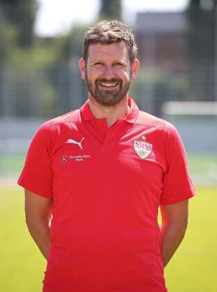 Physiotherapist Matthias Hahn VfB Stuttgart 1893 1 BL Portraettermin 2018 2019