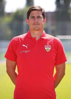 Physiotherapist Manuel Roth VfB Stuttgart 1893 1 BL Portraettermin 2018 2019