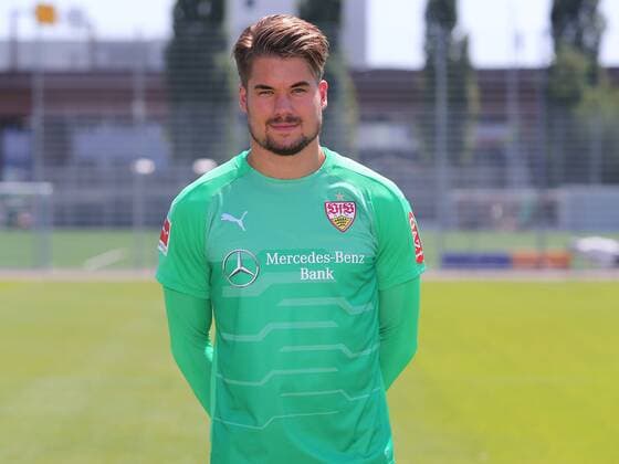 Alexander Meyer VfB Stuttgart 1893 1 BL Portraettermin 2018 2019