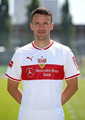 Christian Gentner VfB Stuttgart 1893 1 BL Portraettermin 2018 2019