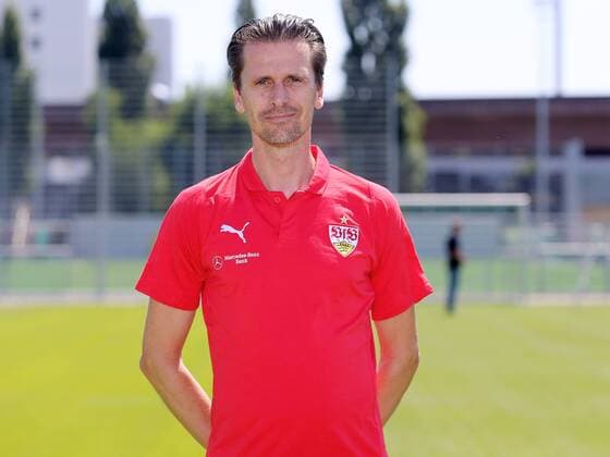 Doctor Prof Heiko Striegel VfB Stuttgart 1893 1 BL Portraettermin 2018 2019