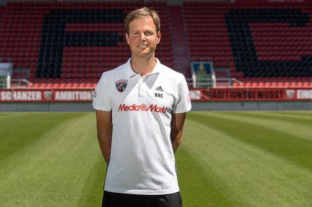 2 Bundesliga 2 BL Soccer PortraÌttermin 2018 2019 Doctor Prof Dr med Florian Pfab FC Ingolstadt 04 2 BL FC Ingolstadt 04 Season 2018 2019