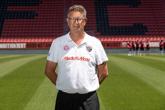 2 Bundesliga 2 BL Soccer PortraÌttermin 2018 2019 Physiotherapist Hermann Eikam FC Ingolstadt 04 2 BL FC Ingolstadt 04 Season 2018 2019