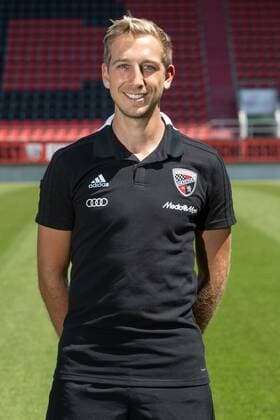 2 Bundesliga 2 BL Soccer PortraÌttermin 2018 2019 Stefan Schröder Team Coordinator FC Ingolstadt 04 2 BL FC Ingolstadt 04 Season 2018 2019