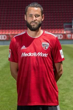 2 Bundesliga 2 BL Soccer PortraÌttermin 2018 2019 Christian Träsch 28 FC Ingolstadt 04 2 BL FC Ingolstadt 04 Season 2018 2019