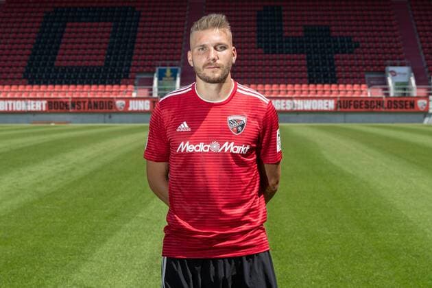 2 Bundesliga 2 BL Soccer PortraÌttermin 2018 2019 Robert Leipertz 13 FC Ingolstadt 04 2 BL FC Ingolstadt 04 Season 2018 2019