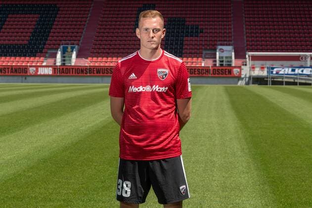 2 Bundesliga 2 BL Football PortraÌttermin 2018 2019 Nico Rinderknecht 38 FC Ingolstadt 04 2 BL FC Ingolstadt 04 Season 2018 2019